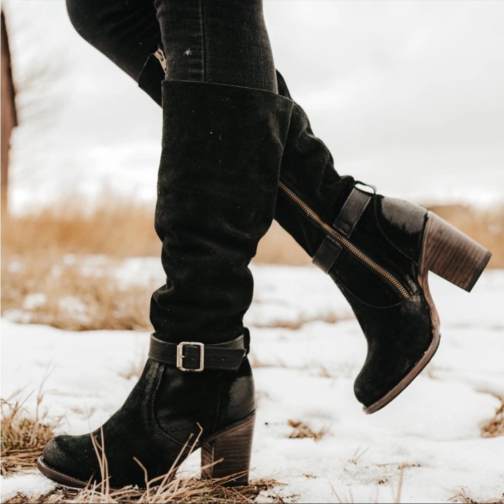 Freebird Holland Black Suede tall boot size 8